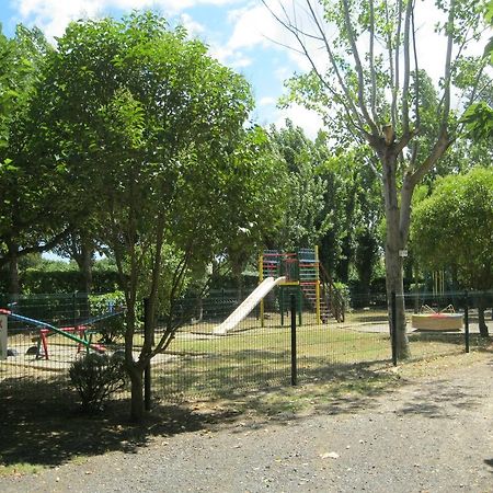 Camping Le Rebau Montblanc Extérieur photo